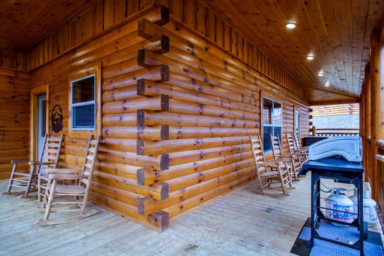 Swimming Bears Lodge 1 With Indoor Pool And Hot Tub Pigeon Forge Buitenkant foto